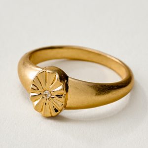 Magnolia Starburst Signet Ring