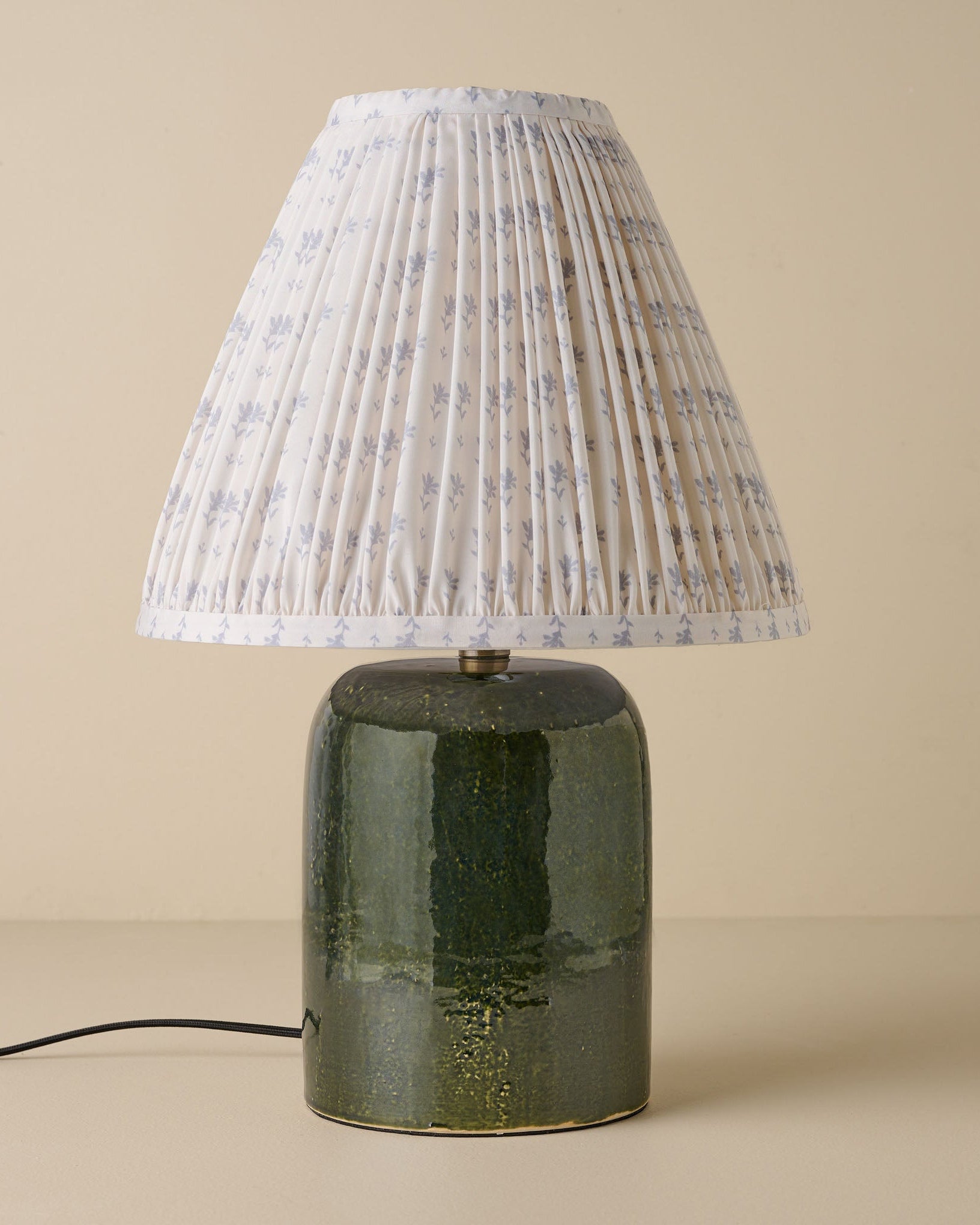 Farrah Table Lamp - Textured Green - Image 16