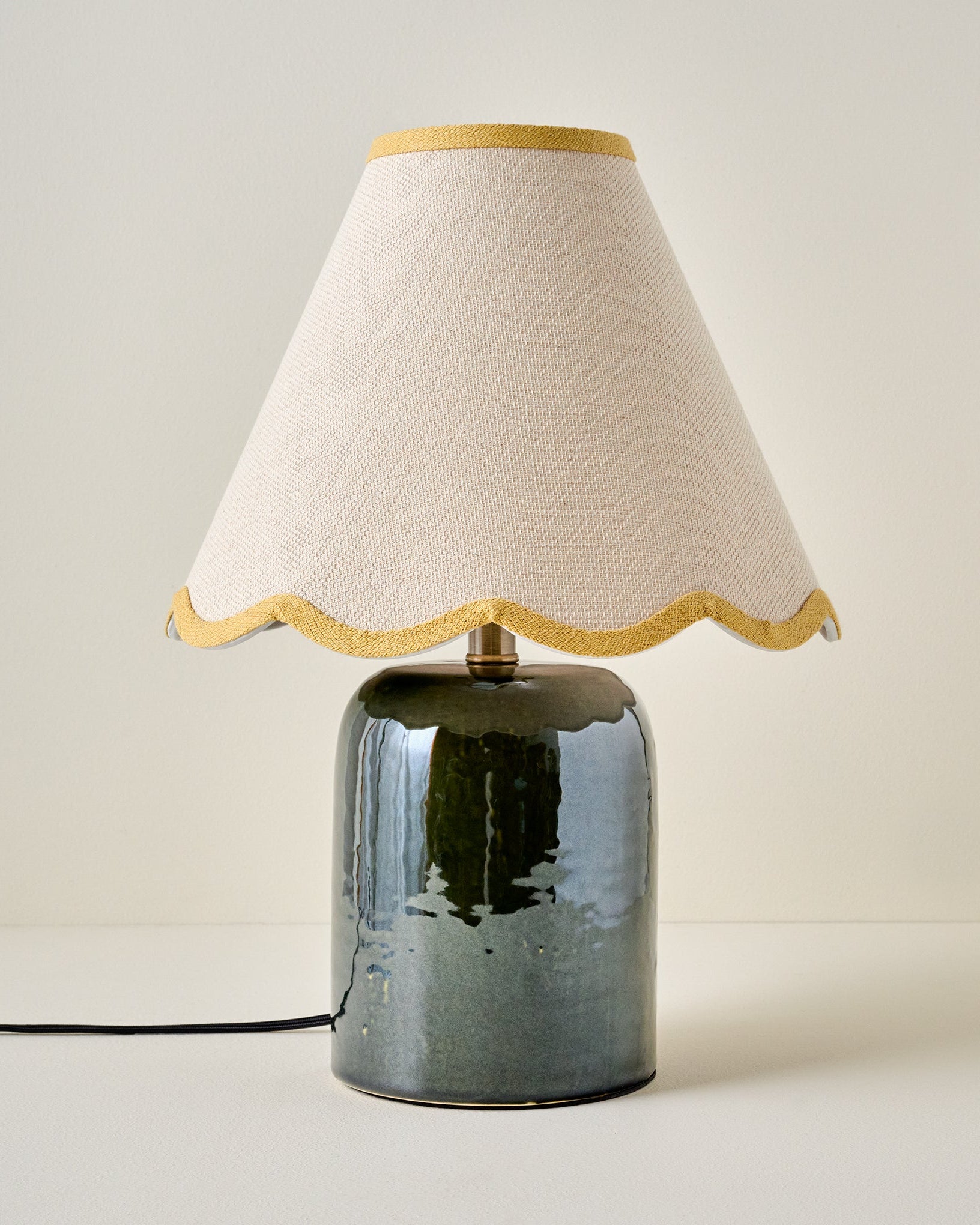 Farrah Table Lamp - Textured Green - Image 9