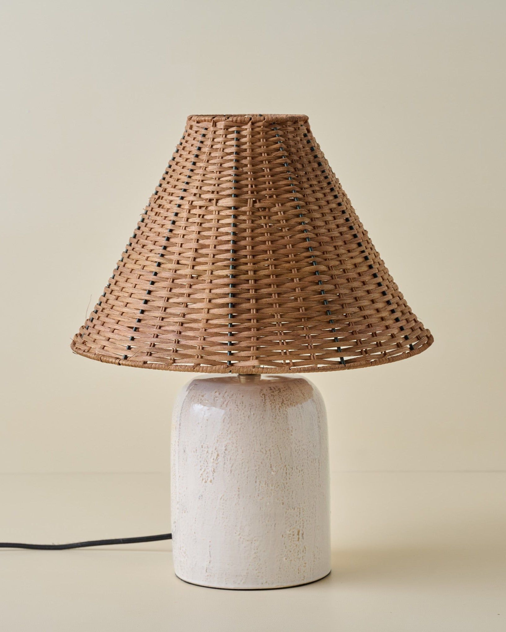 Farrah Table Lamp - Textured Cream - Image 4