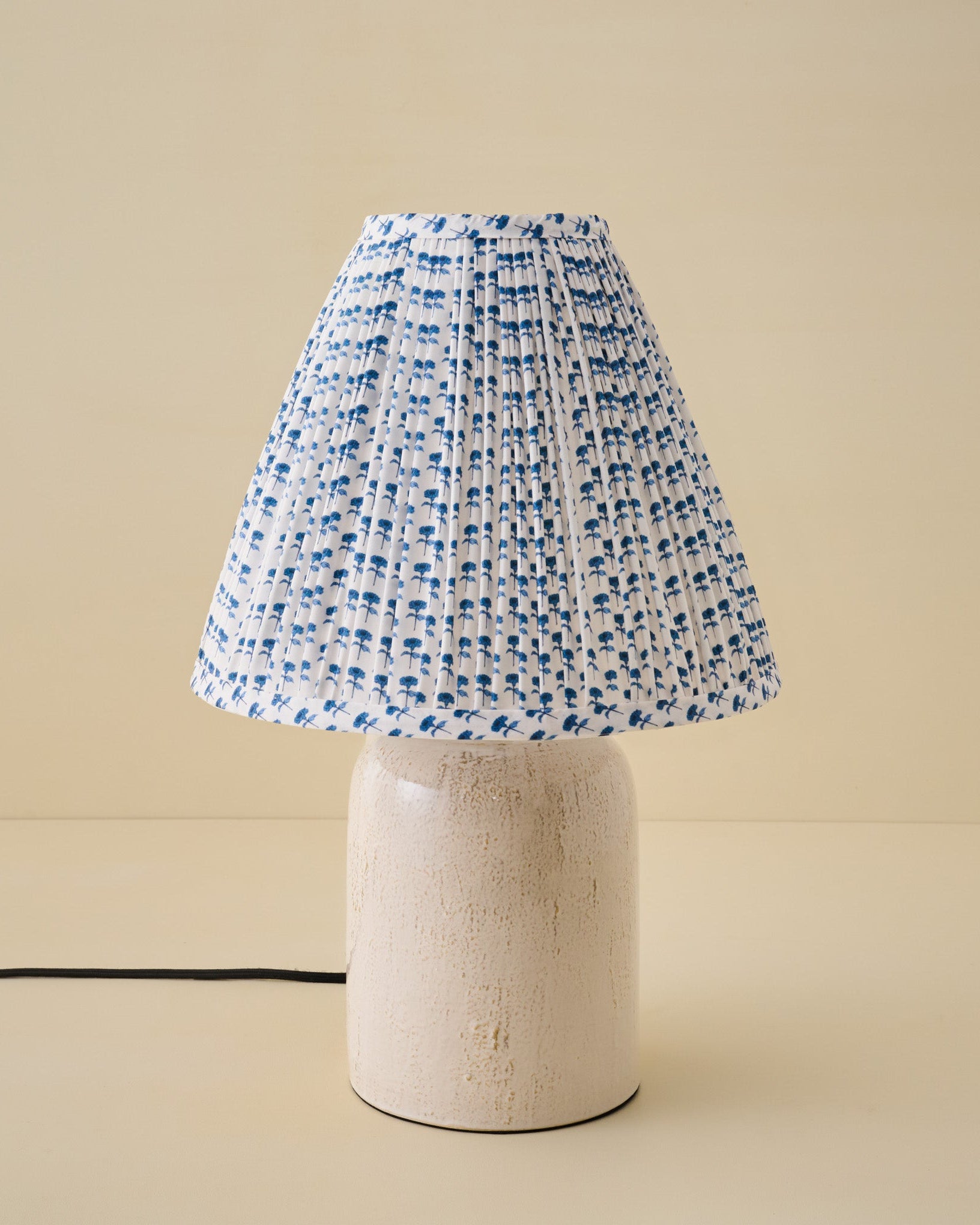 Farrah Table Lamp - Textured Cream - Image 27
