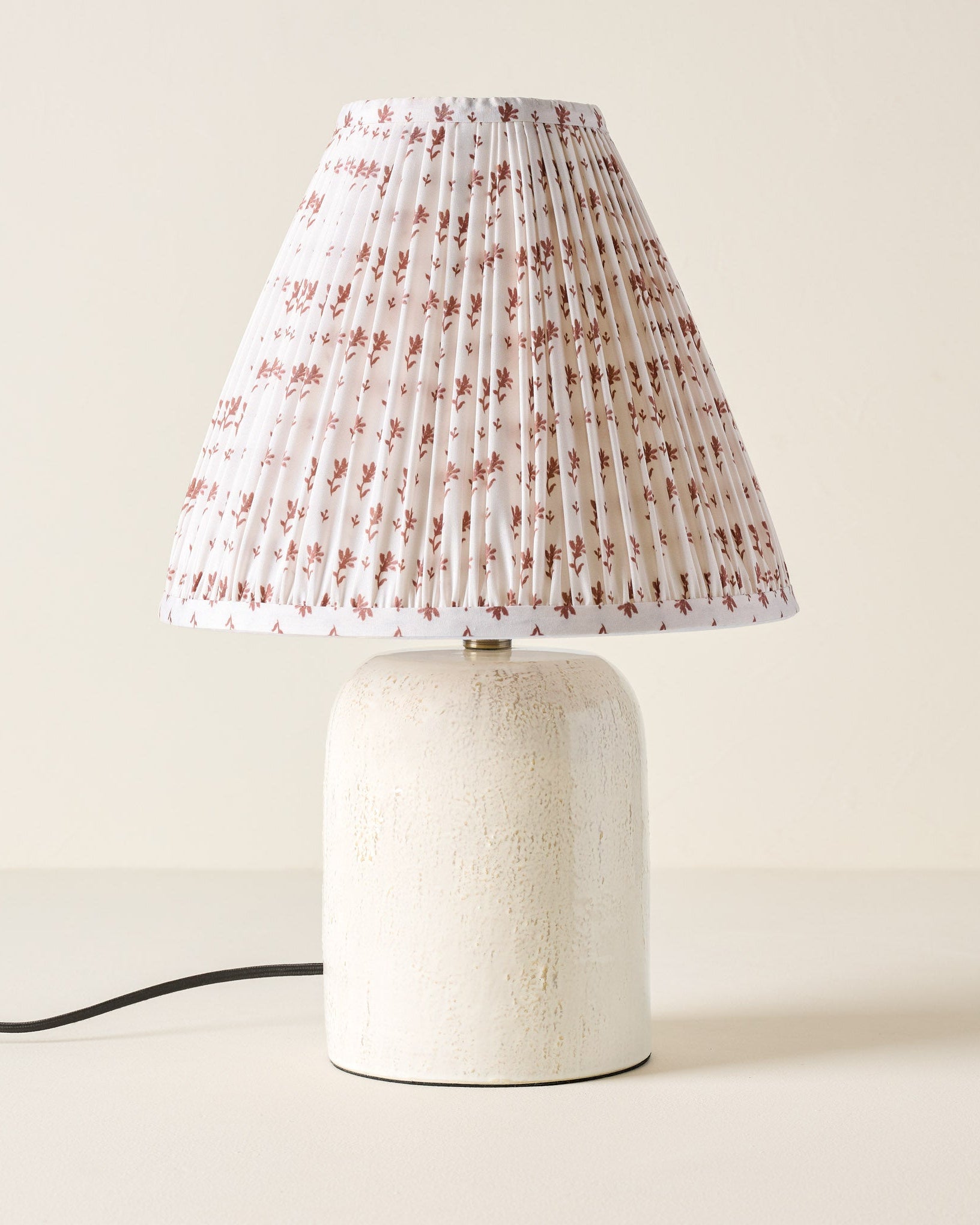 Farrah Table Lamp - Textured Cream - Image 14