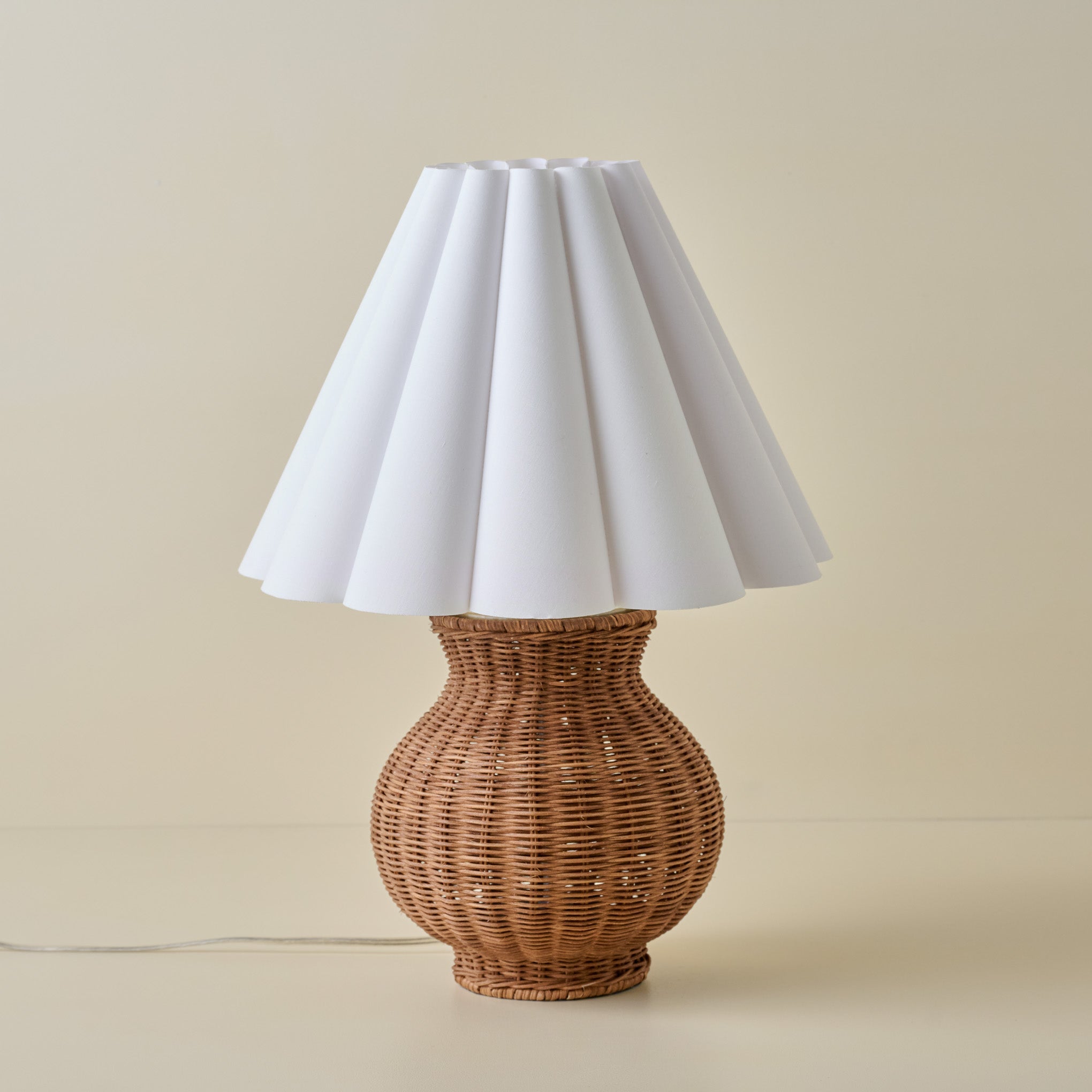 Cassie Rattan Table Lamp - Image 7
