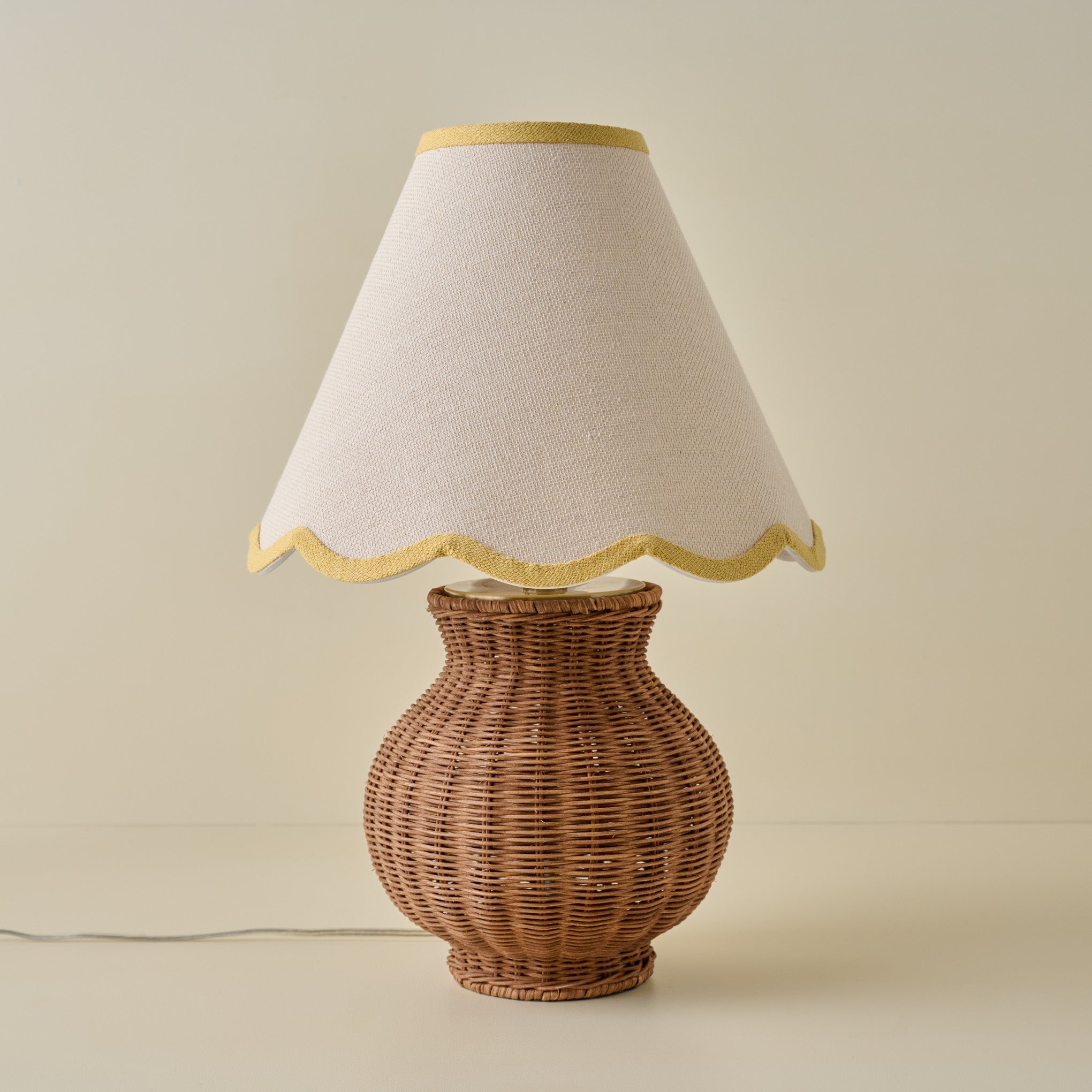 Cassie Rattan Table Lamp - Image 14