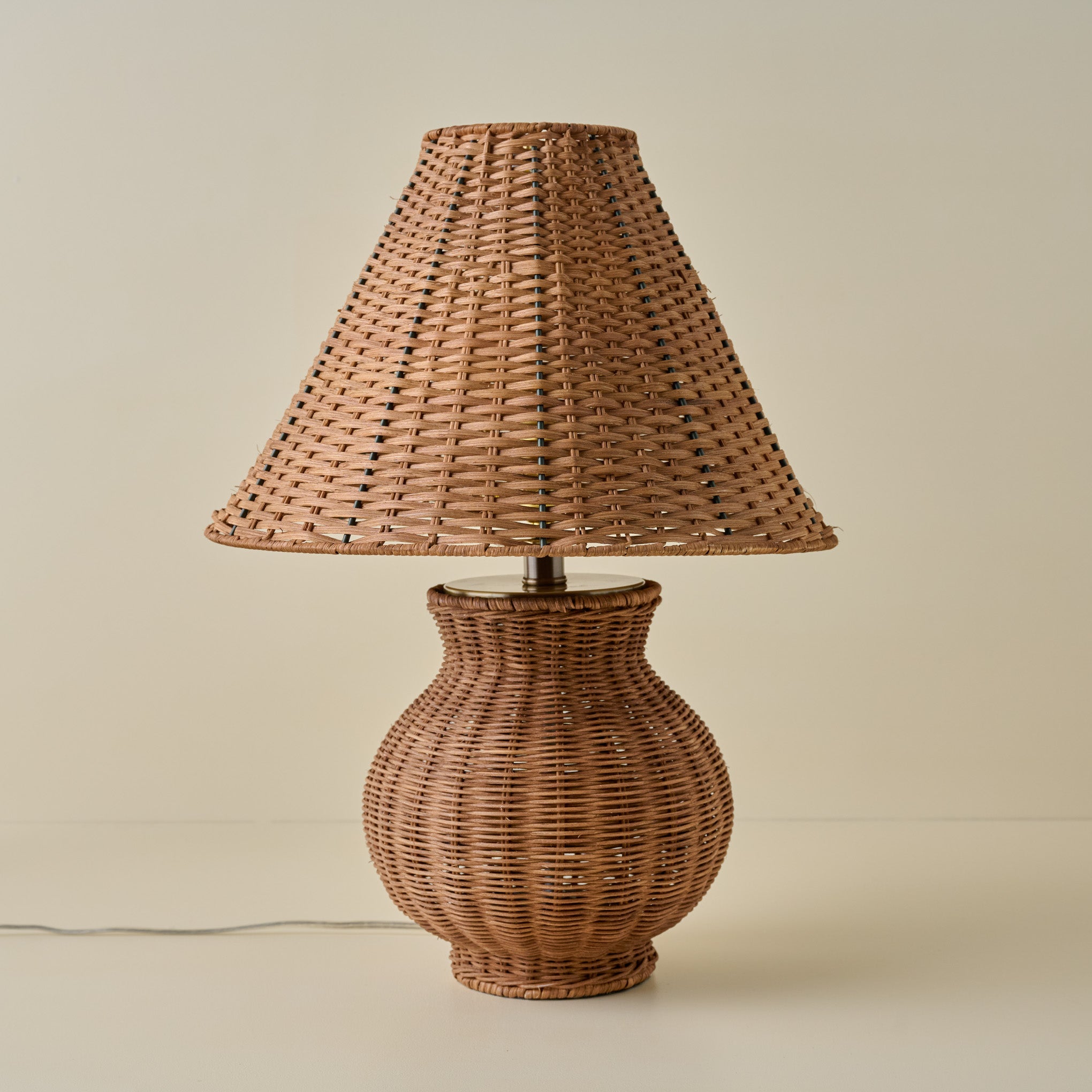 Cassie Rattan Table Lamp - Image 4