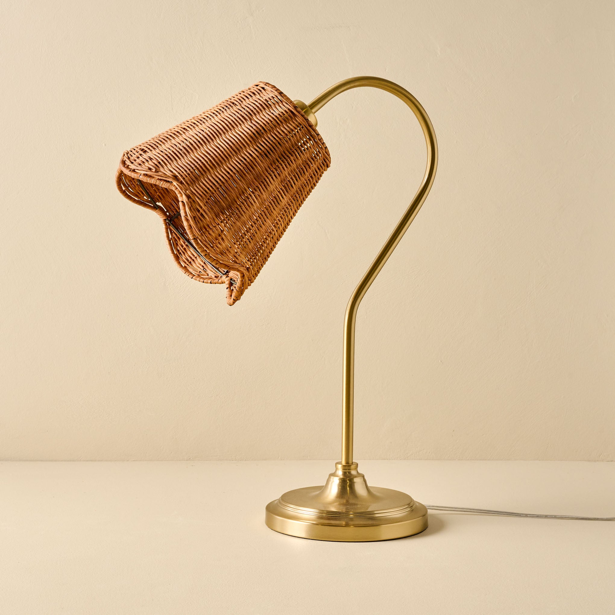 Lucinda Rattan Scallop Task Lamp - Image 2